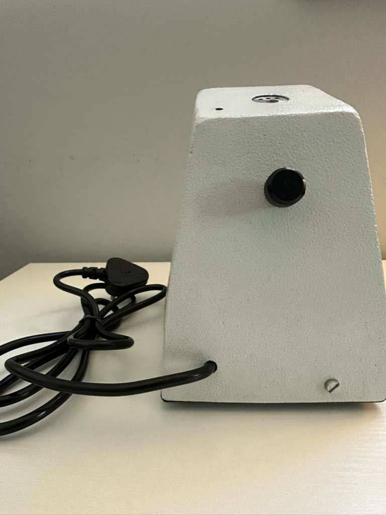 110 V MELTING POINT APPARATUS